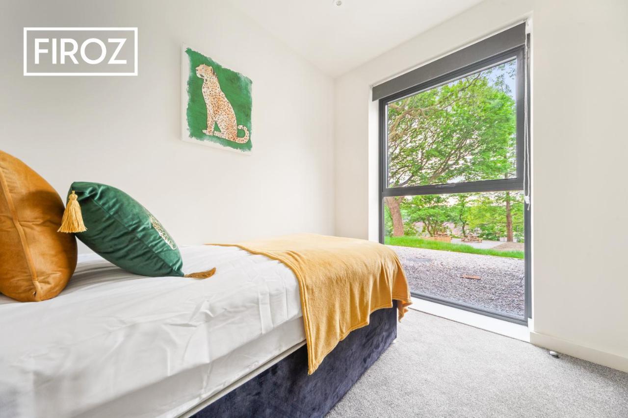 לידס Spacious 4 Bedroom 3 Bath House For Families & Contractors With Free Parking, Fast Wi-Fi & Netflix By Firoz Property Management מראה חיצוני תמונה