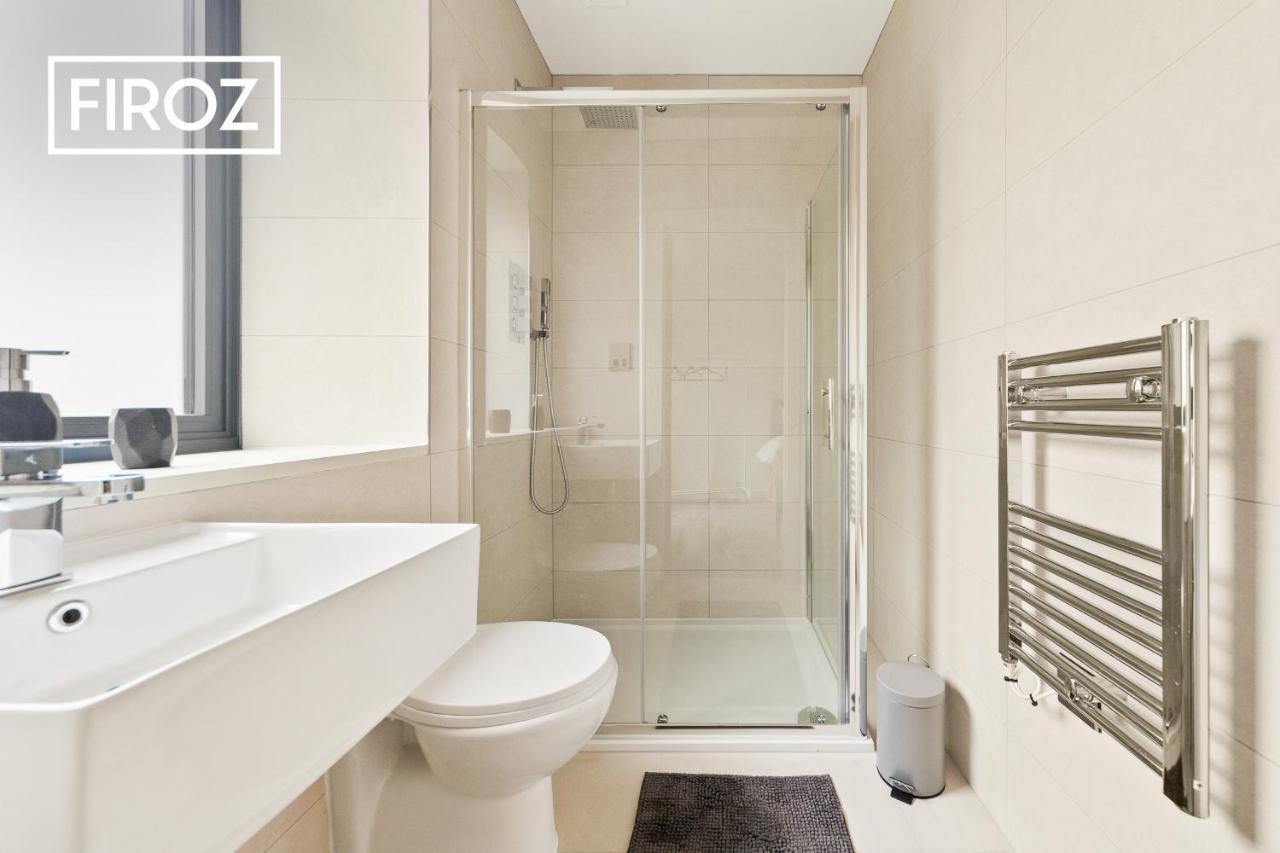 לידס Spacious 4 Bedroom 3 Bath House For Families & Contractors With Free Parking, Fast Wi-Fi & Netflix By Firoz Property Management מראה חיצוני תמונה