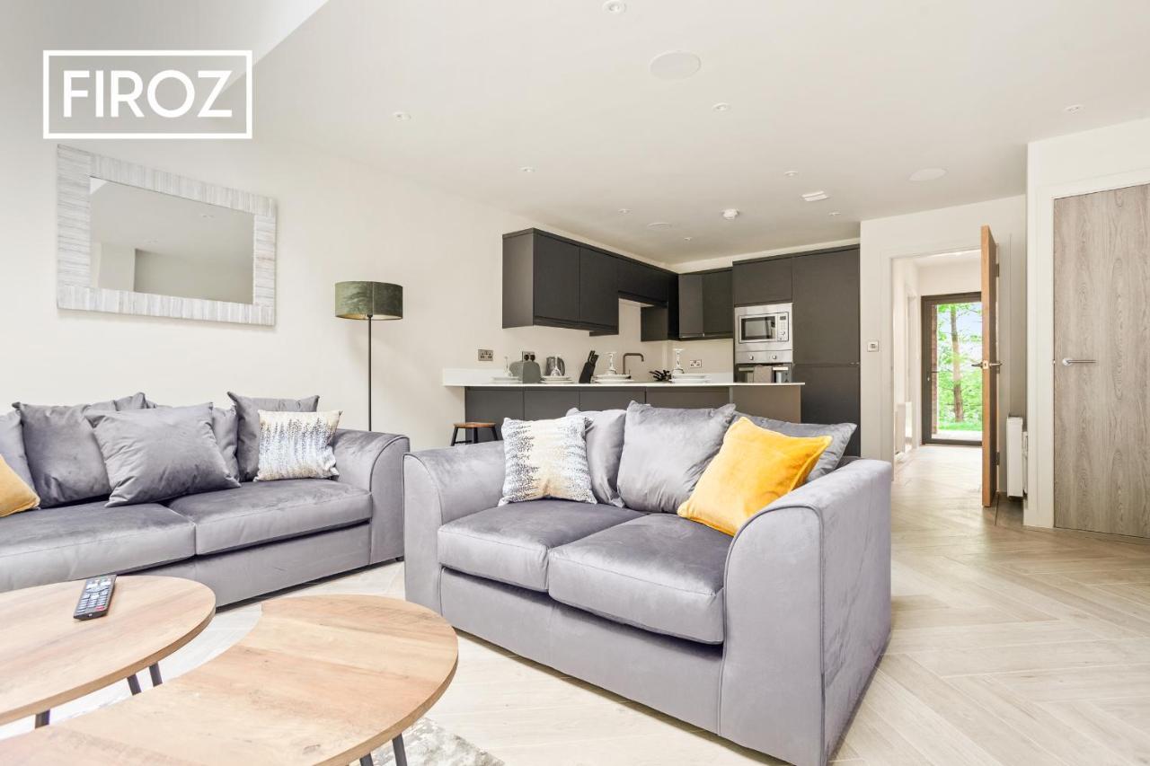 לידס Spacious 4 Bedroom 3 Bath House For Families & Contractors With Free Parking, Fast Wi-Fi & Netflix By Firoz Property Management מראה חיצוני תמונה